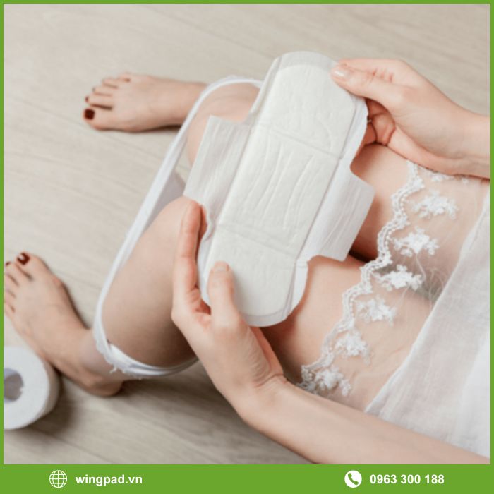 Những nguyên nhân phổ biến khiến đổi băng vệ sinh vẫn bị viêm